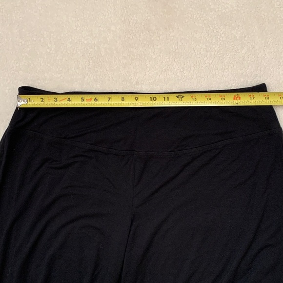 Diane Kennedy Black Wide-Leg Cropped Pants - Picture 6 of 7